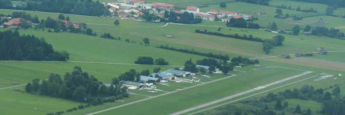 Flugwegposition um 14:49:51: Aufgenommen in der Nähe von Bad Tölz-Wolfratshausen, Deutschland in 752 Meter